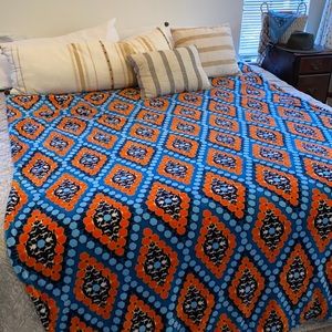 VERA BRADLEY Orange and Blue Twin Size Throw Blanket